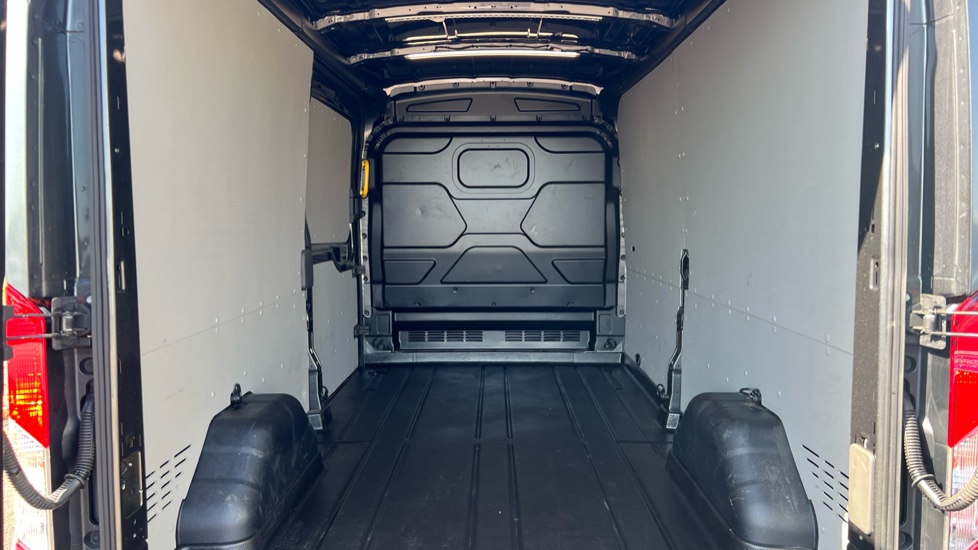 Ford Transit 350 L3 Diesel Fwd 2.0 EcoBlue 165ps H2 Limited Van Auto [Nav] - Image 12