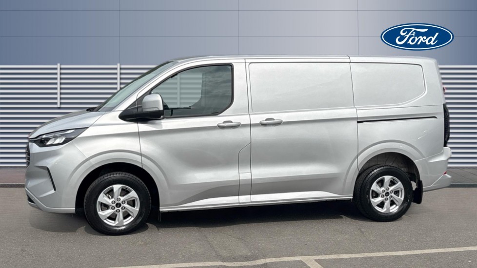 Ford Transit Custom 300 L1 Diesel Fwd 2.0 EcoBlue 136ps H1 Van Limited - Image 4