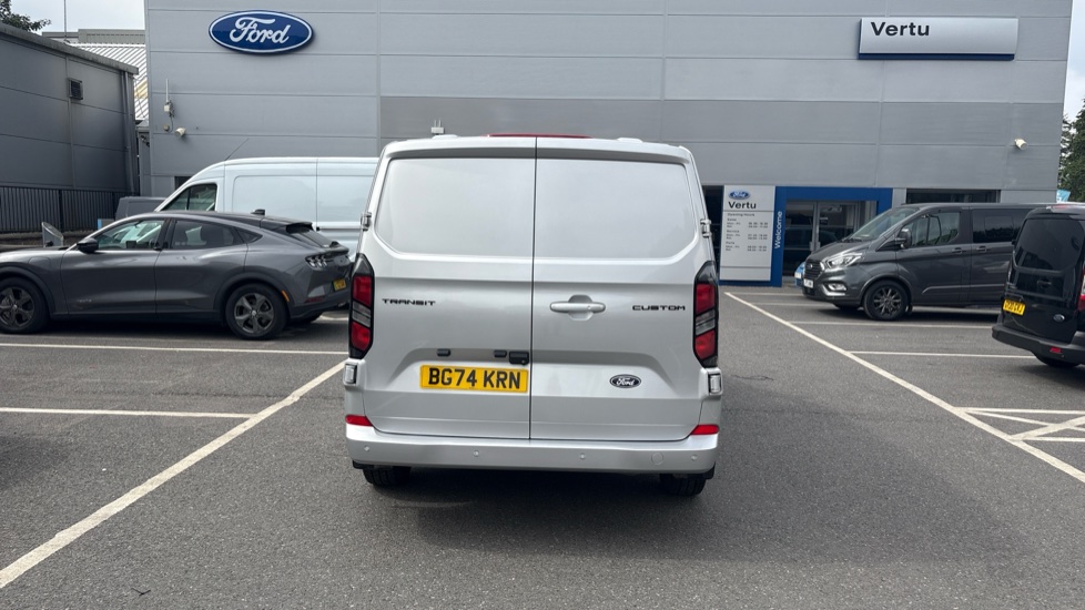 Ford Transit Custom 300 L1 Diesel Fwd 2.0 EcoBlue 136ps H1 Van Limited - Image 11