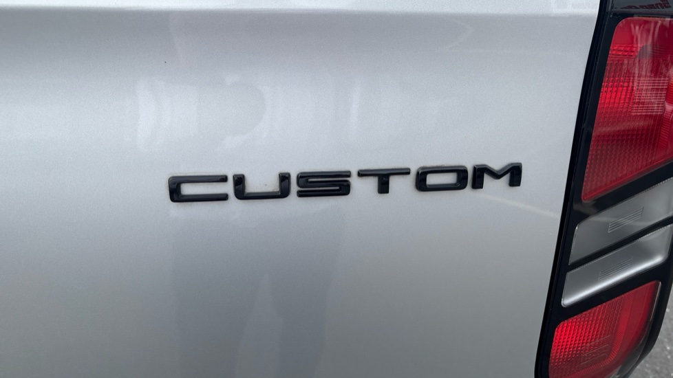 Ford Transit Custom 300 L1 Diesel Fwd 2.0 EcoBlue 136ps H1 Van Limited - Image 41