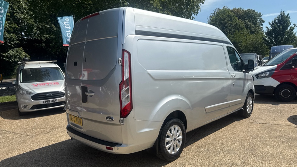 Ford Transit Custom 300 L2 Diesel Fwd 2.0 EcoBlue 130ps High Roof Limited Van - Image 10