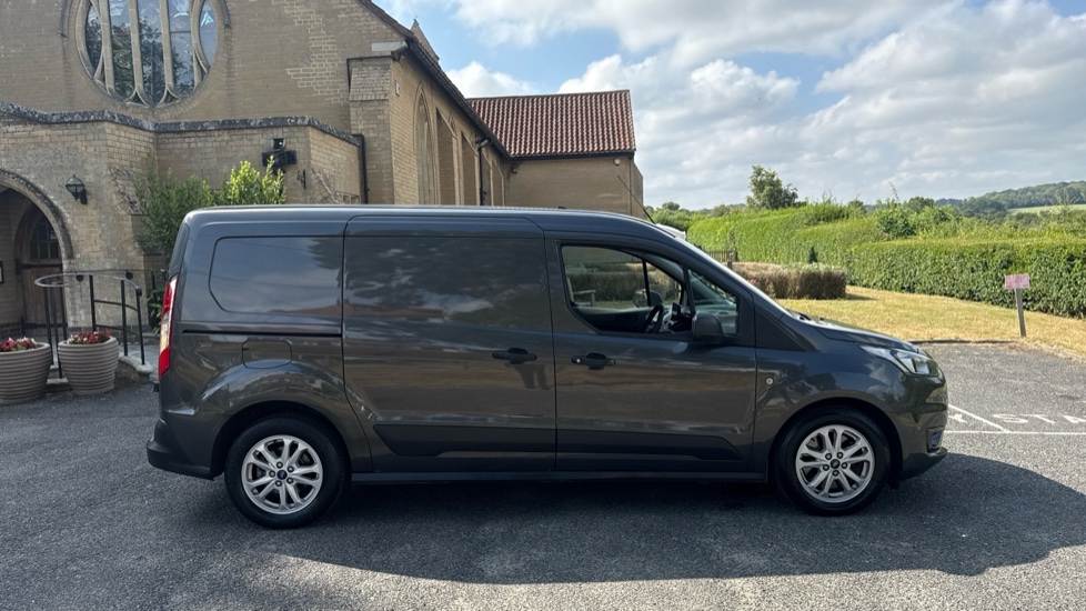 Ford Transit Connect 230 L2 Diesel 1.5 EcoBlue 120ps Trend D/Cab Van Powershift - Image 9