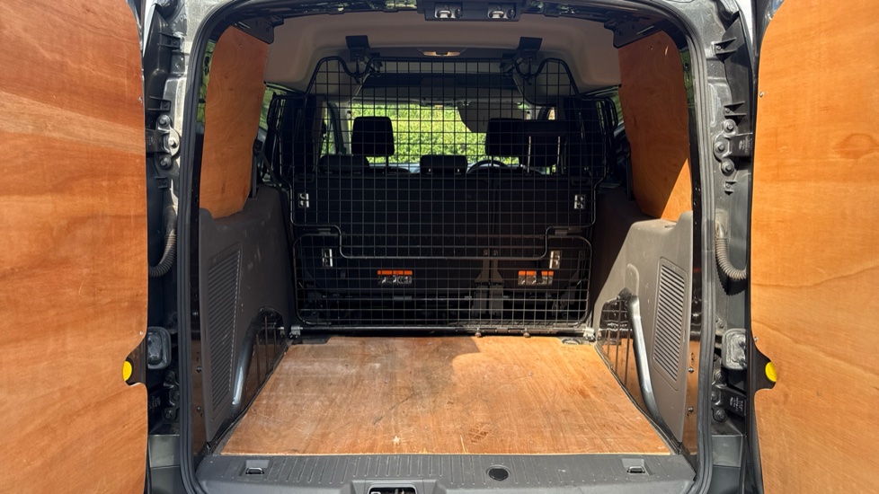 Ford Transit Connect 230 L2 Diesel 1.5 EcoBlue 120ps Trend D/Cab Van Powershift - Image 12