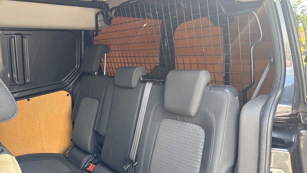 Ford Transit Connect 230 L2 Diesel 1.5 EcoBlue 120ps Trend D/Cab Van Powershift - Image 14