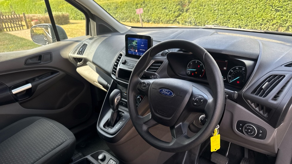 Ford Transit Connect 230 L2 Diesel 1.5 EcoBlue 120ps Trend D/Cab Van Powershift - Image 16