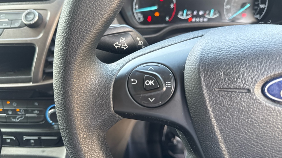 Ford Transit Connect 230 L2 Diesel 1.5 EcoBlue 120ps Trend D/Cab Van Powershift - Image 24
