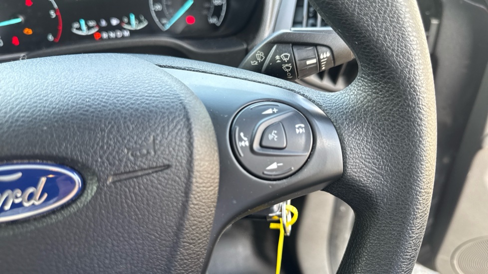 Ford Transit Connect 230 L2 Diesel 1.5 EcoBlue 120ps Trend D/Cab Van Powershift - Image 25