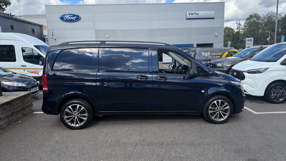 Mercedes-Benz Vito L1 Diesel Rwd 119CDI Premium Van 9G-Tronic - Image 9