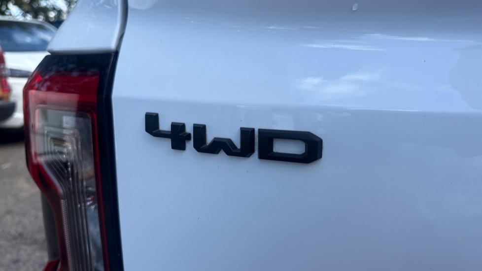 Ford Ranger Diesel Pick Up Double Cab Wildtrak 2.0 EcoBlue 205 Auto - Image 24