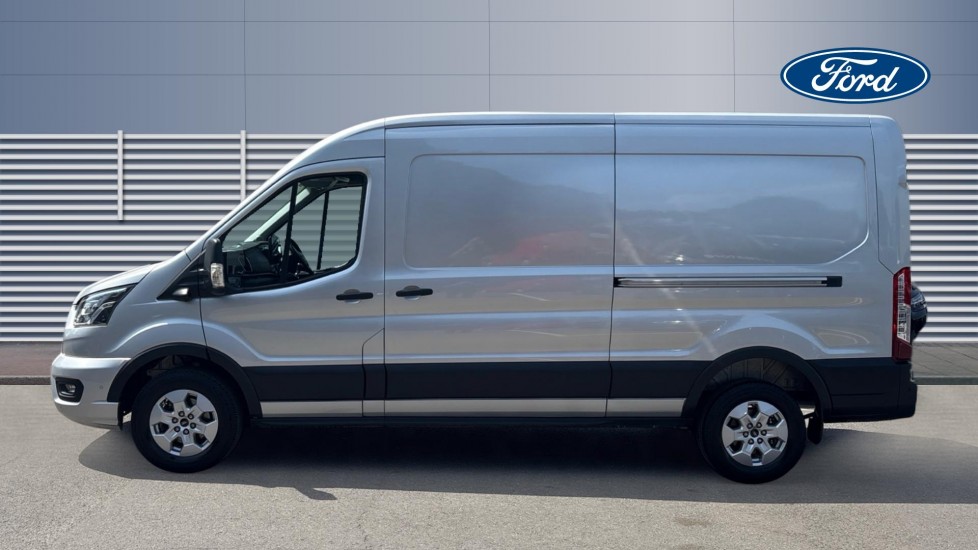 Ford Transit 350 L3 Diesel Fwd 2.0 EcoBlue 165ps H2 Limited Van [Nav] - Image 4