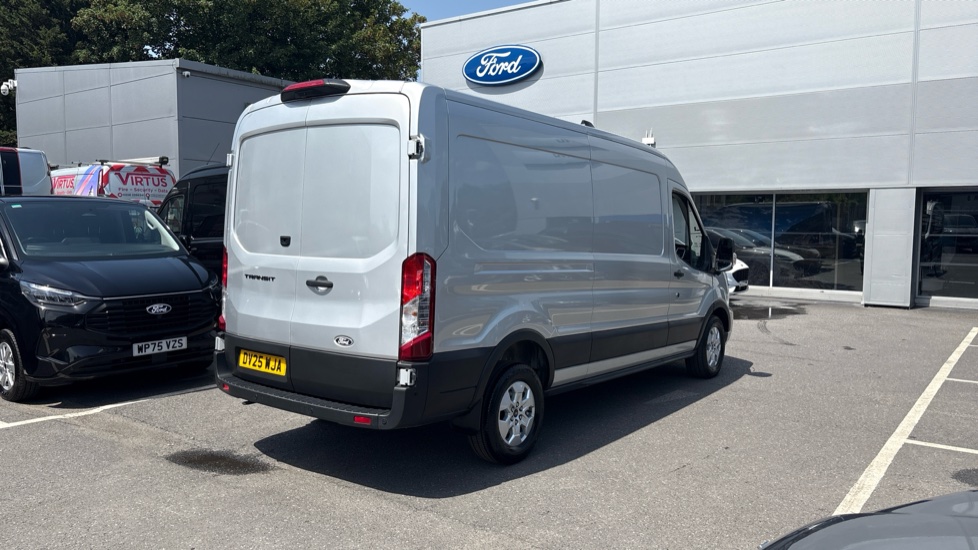 Ford Transit 350 L3 Diesel Fwd 2.0 EcoBlue 165ps H2 Limited Van [Nav] - Image 10