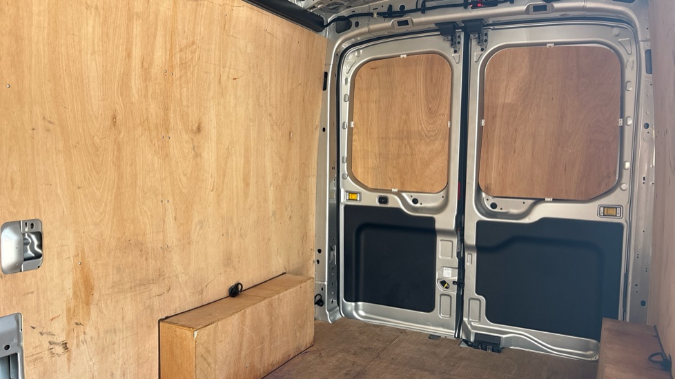 Ford Transit 350 L3 Diesel Fwd 2.0 EcoBlue 165ps H2 Limited Van [Nav] - Image 14