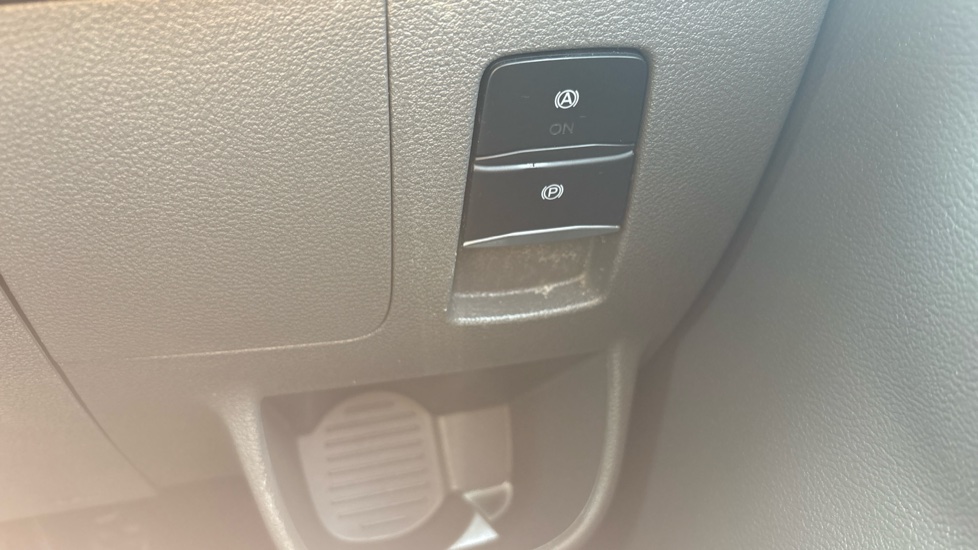 Ford Transit 350 L3 Diesel Fwd 2.0 EcoBlue 165ps H2 Limited Van [Nav] - Image 37
