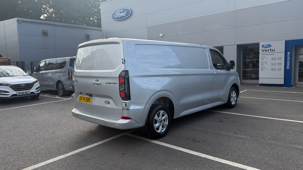 Ford Transit Custom 300 L2 Diesel Fwd 2.0 EcoBlue 136ps H1 Van Limited - Image 10
