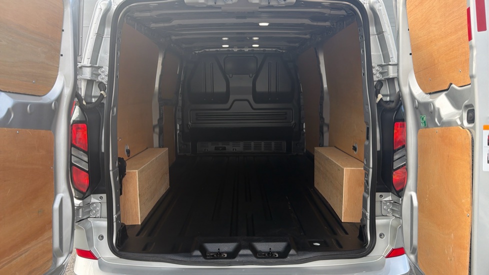 Ford Transit Custom 300 L2 Diesel Fwd 2.0 EcoBlue 136ps H1 Van Limited - Image 12
