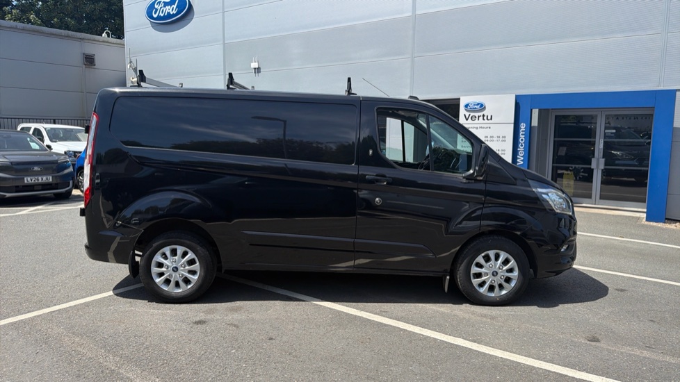 Ford Transit Custom 280 L1 Diesel Fwd 2.0 EcoBlue 130ps Low Roof Limited Van - Image 9