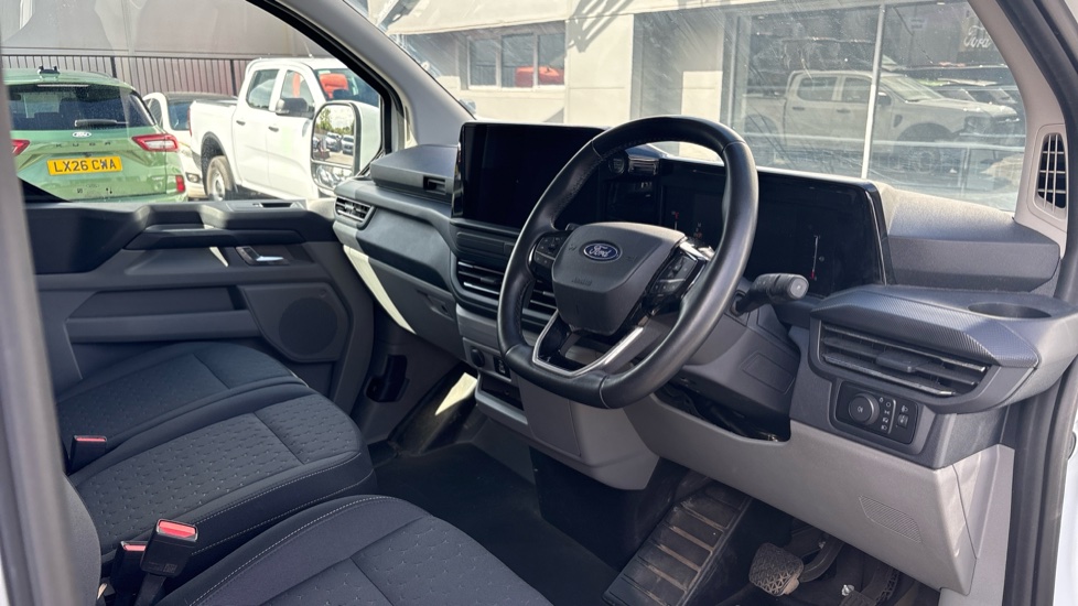 Ford Transit Custom 280 L1 Diesel Fwd 2.0 EcoBlue 136ps H1 Van Limited Auto - Image 6