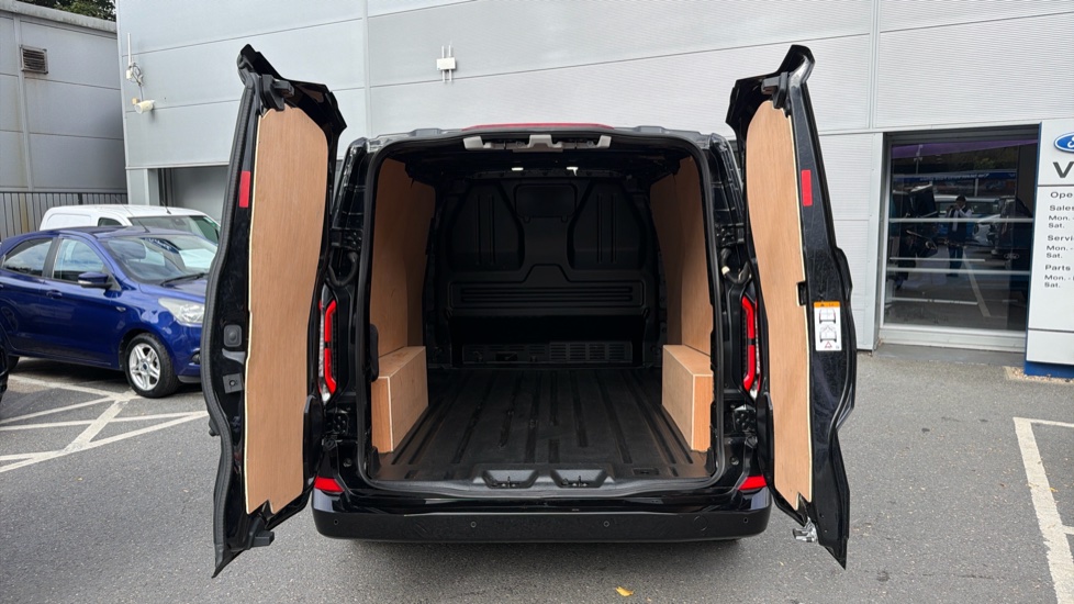 Ford Transit Custom E-320 L1 Rwd 100kW 65kWh H1 Van Limited Auto - Image 3
