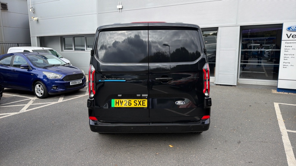 Ford Transit Custom E-320 L1 Rwd 100kW 65kWh H1 Van Limited Auto - Image 11