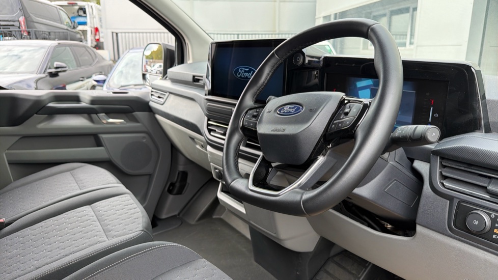 Ford Transit Custom E-320 L1 Rwd 100kW 65kWh H1 Van Limited Auto - Image 16