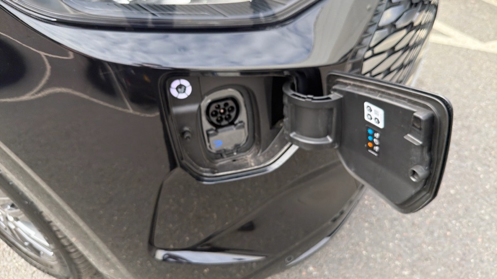 Ford Transit Custom E-320 L1 Rwd 100kW 65kWh H1 Van Limited Auto - Image 25