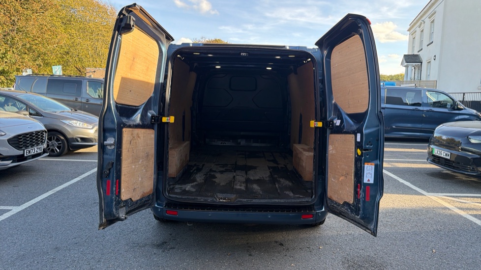 Ford Transit Custom 300 L2 Diesel Fwd 2.0 EcoBlue 170ps Low Roof Limited Van - Image 3