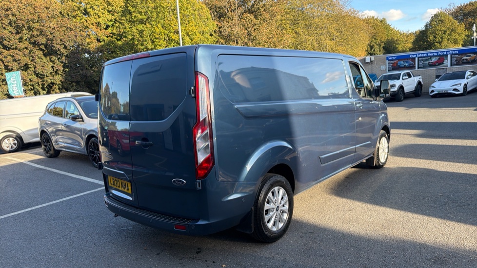 Ford Transit Custom 300 L2 Diesel Fwd 2.0 EcoBlue 170ps Low Roof Limited Van - Image 10