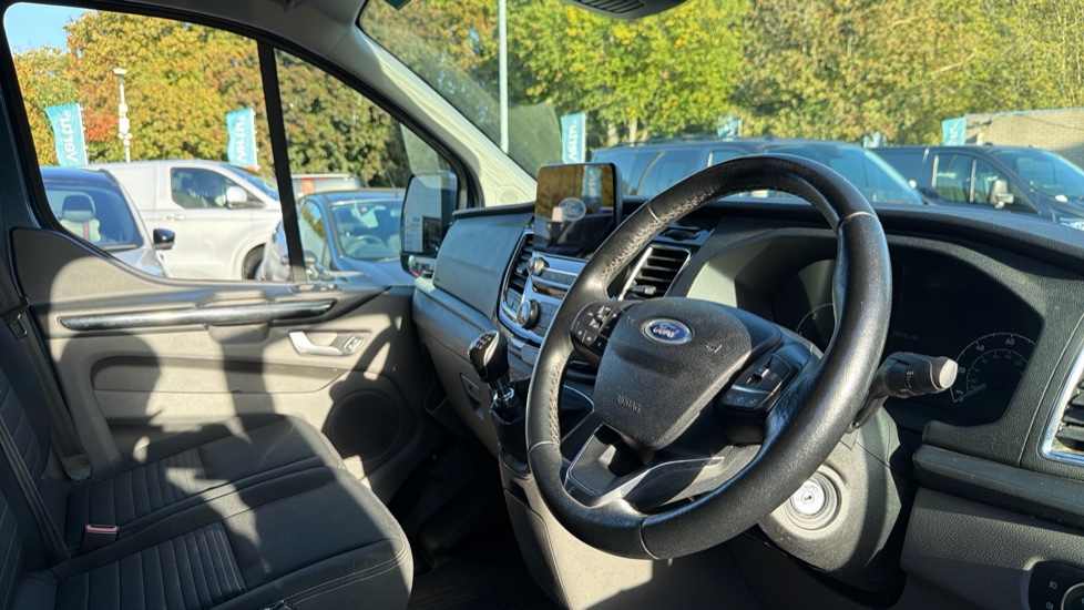 Ford Transit Custom 300 L2 Diesel Fwd 2.0 EcoBlue 170ps Low Roof Limited Van - Image 16
