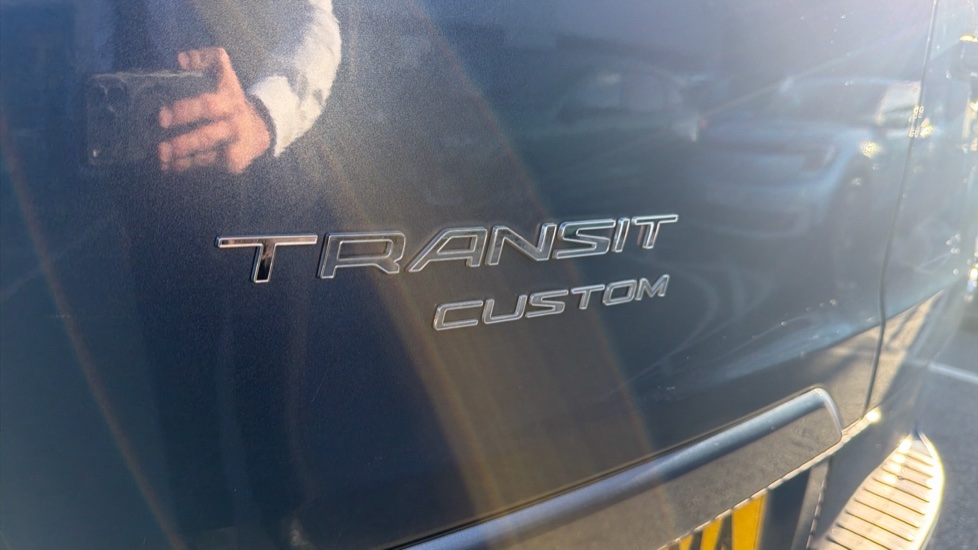 Ford Transit Custom 300 L2 Diesel Fwd 2.0 EcoBlue 170ps Low Roof Limited Van - Image 22