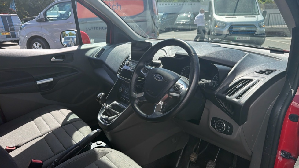 Ford Transit Connect 240 L1 Diesel 1.5 EcoBlue 100ps Limited Van - Image 6