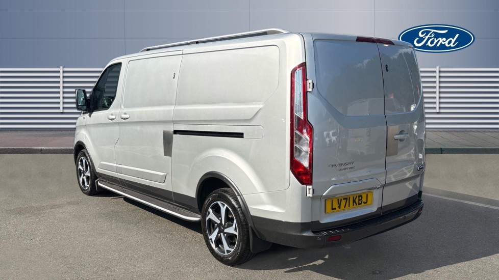Ford Transit Custom 300 L2 Diesel Fwd 2.0 EcoBlue 170ps Low Roof Active Van - Image 2