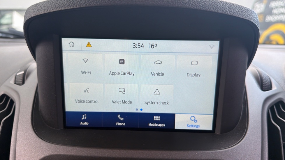 Ford Transit Courier Diesel 1.5 TDCi 100ps Limited Van [6 Speed] - Image 29