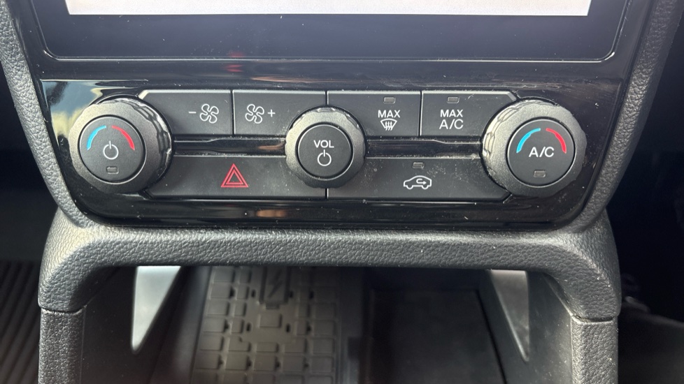 Ford Ranger Diesel Pick Up Double Cab Wildtrak 2.0 EcoBlue 205 Auto - Image 22