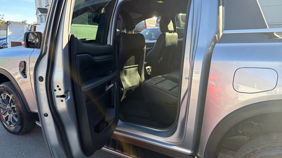 Ford Ranger Diesel Pick Up Double Cab Wildtrak 2.0 EcoBlue 205 Auto - Image 5