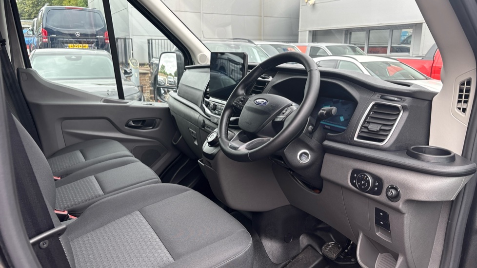 Ford Transit E-350 L3 Rwd 135kW 68kWh H2 Trend Van Auto [DAP] - Image 6
