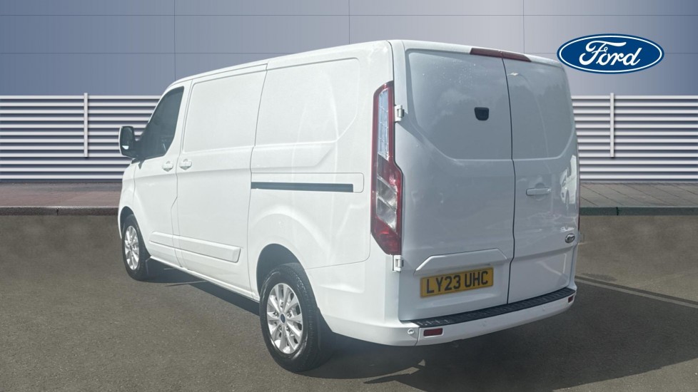 Ford Transit Custom 280 L1 Diesel Fwd 2.0 EcoBlue 130ps Low Roof Limited Van - Image 2