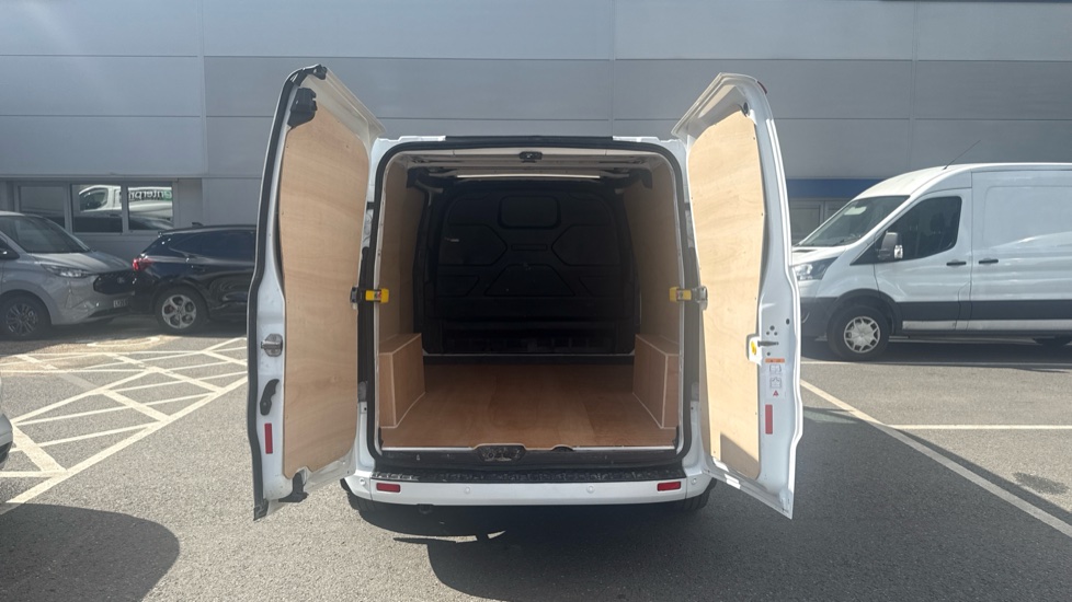 Ford Transit Custom 280 L1 Diesel Fwd 2.0 EcoBlue 130ps Low Roof Limited Van - Image 3