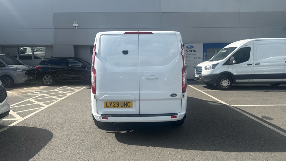 Ford Transit Custom 280 L1 Diesel Fwd 2.0 EcoBlue 130ps Low Roof Limited Van - Image 11