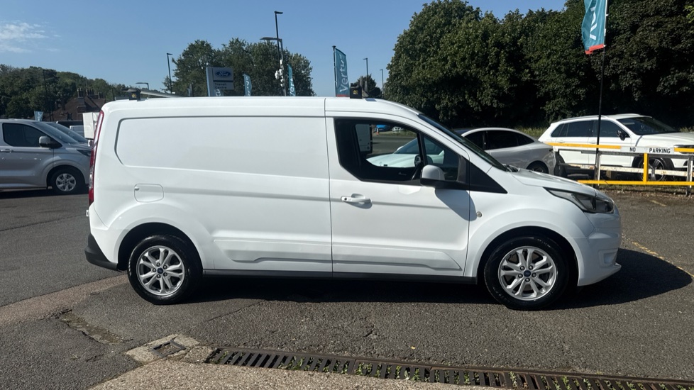 Ford Transit Connect 240 L2 Diesel 1.5 EcoBlue 120ps Limited Van - Image 9