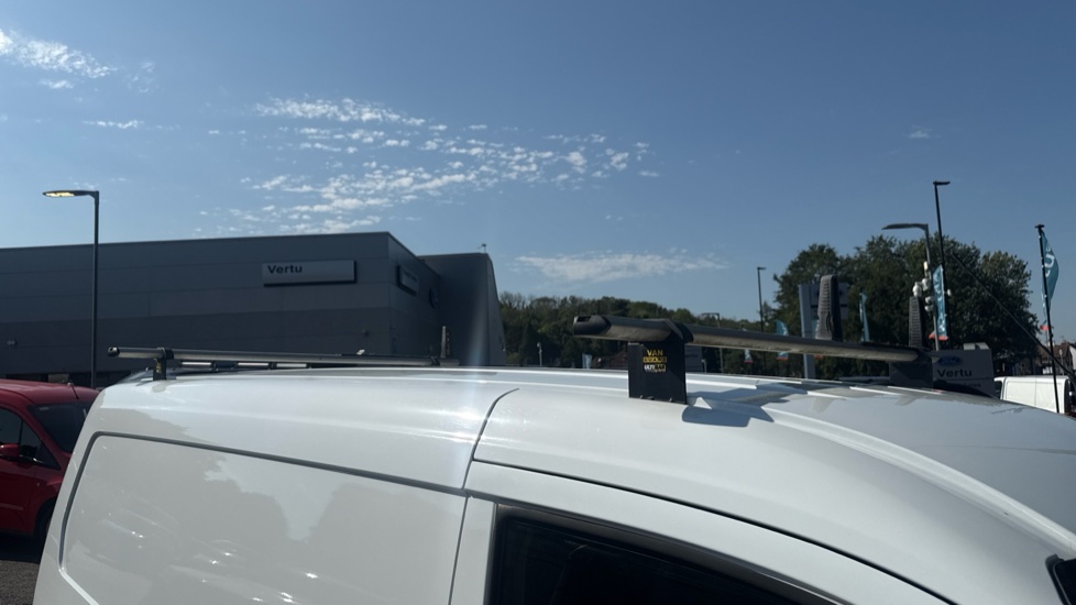 Ford Transit Connect 240 L2 Diesel 1.5 EcoBlue 120ps Limited Van - Image 21