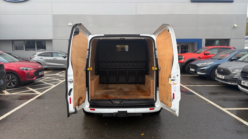 Ford Transit Custom 320 L2 Diesel Fwd 2.0 EcoBlue 170ps Low Roof D/Cab Limited Van Auto - Image 3