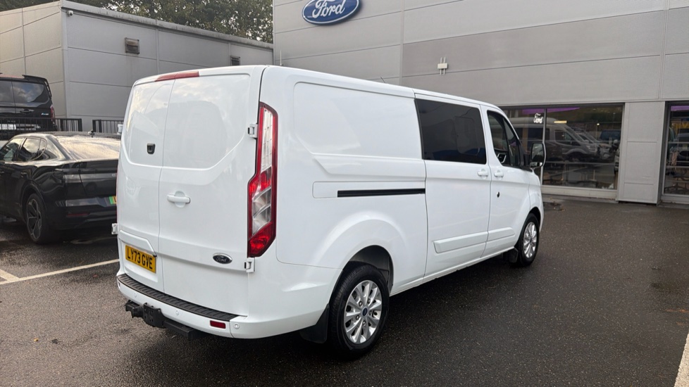 Ford Transit Custom 320 L2 Diesel Fwd 2.0 EcoBlue 170ps Low Roof D/Cab Limited Van Auto - Image 10