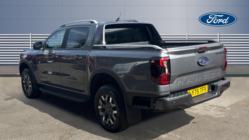 Ford Ranger Petrol Pick Up D/Cab Wildtrak 2.3 EcoBoost PHEV 281 Auto - Image 2
