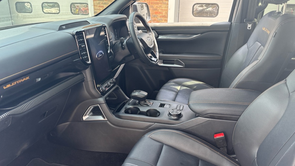 Ford Ranger Petrol Pick Up D/Cab Wildtrak 2.3 EcoBoost PHEV 281 Auto - Image 13