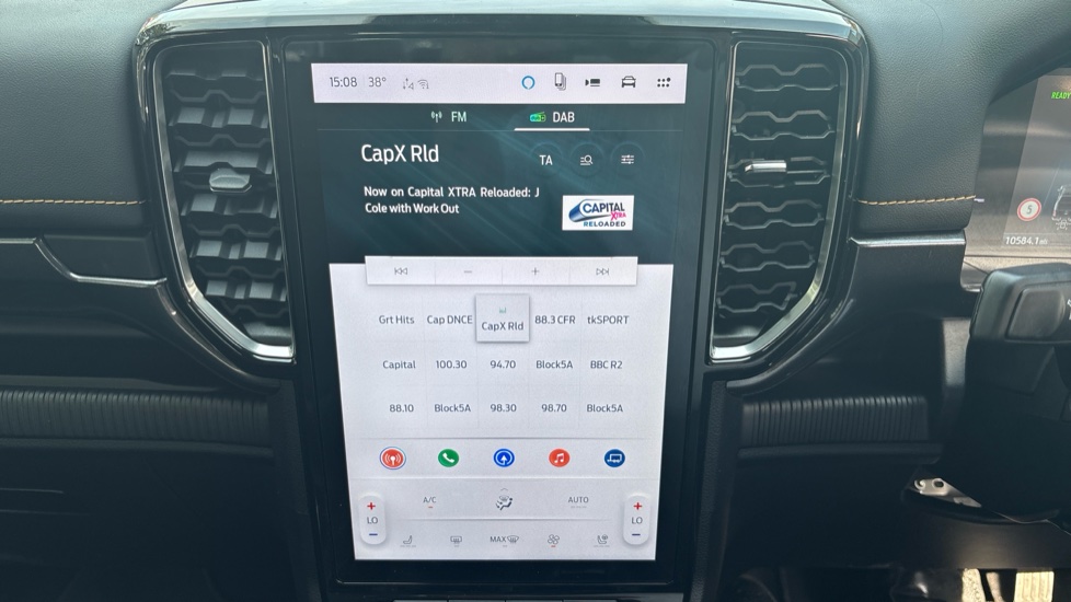 Ford Ranger Petrol Pick Up D/Cab Wildtrak 2.3 EcoBoost PHEV 281 Auto - Image 15