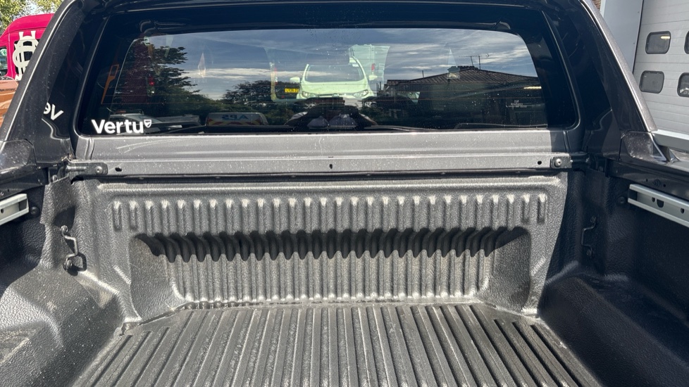 Ford Ranger Petrol Pick Up D/Cab Wildtrak 2.3 EcoBoost PHEV 281 Auto - Image 18