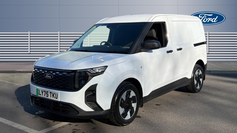 Ford Transit Courier E-Transit Courier 100kW 43kWh Trend Van Auto - Image 7