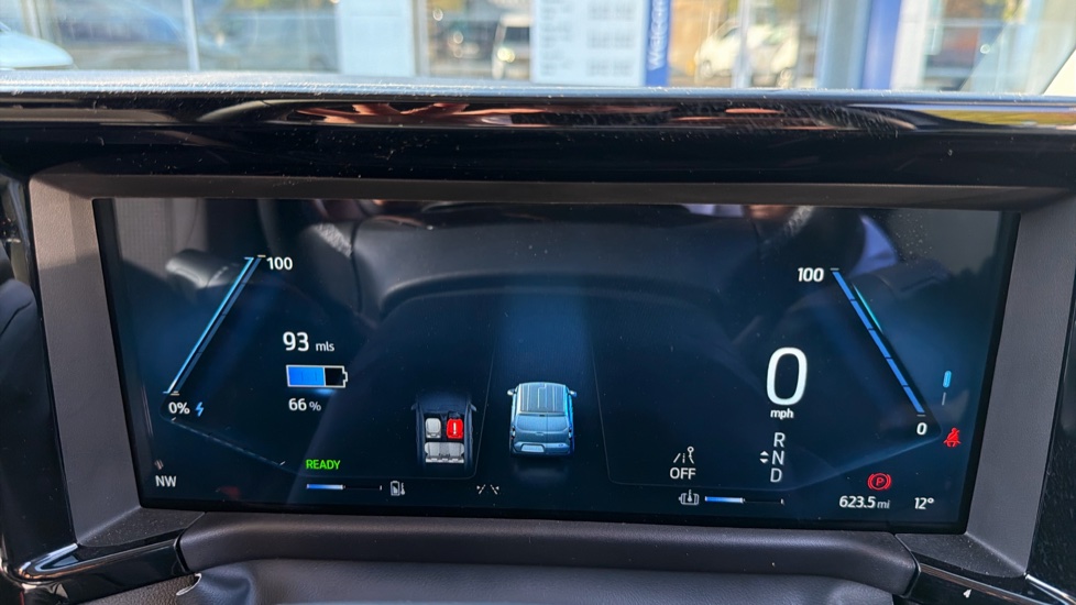 Ford Transit Courier E-Transit Courier 100kW 43kWh Trend Van Auto - Image 19