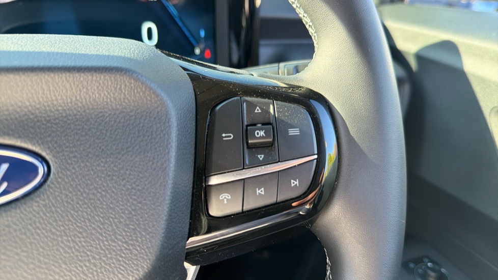 Ford Transit Courier E-Transit Courier 100kW 43kWh Trend Van Auto - Image 32