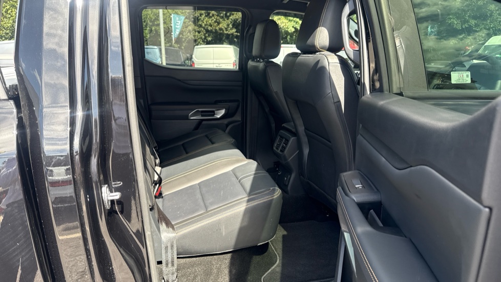 Ford Ranger Petrol Pick Up D/Cab Wildtrak 2.3 EcoBoost PHEV 281 Auto - Image 5